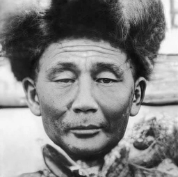 Зуун жилийн өмнөх алдааг дахин давтахгүй байх сануулга буюу Иргэн баян бол улс баян