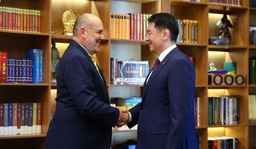 Нөмрөгийн дархан цаазат газарт тахь нутагшуулна